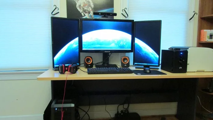 Set the Desired Monitor as the Main Display